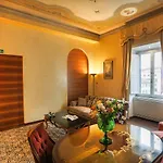 Prestigious Piazza Navona Rom