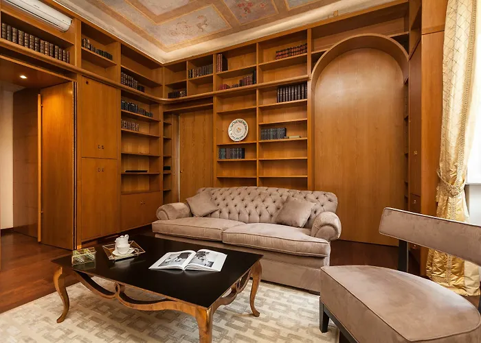 Prestigious Piazza Navona 罗马