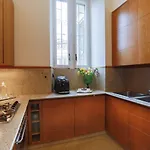 Prestigious Piazza Navona Apartment Rom