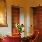 Prestigious Piazza Navona Roma